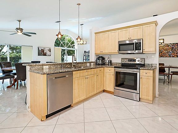 5th image of 18965 Adagio Dr