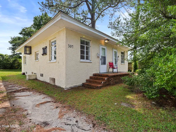 307 Preston Road #A & B, Jacksonville, NC 28540