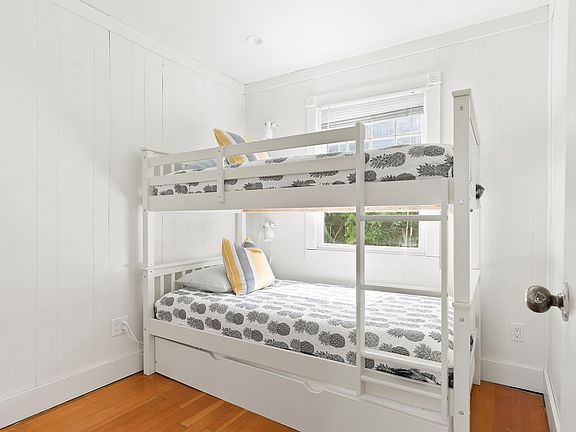 5th image of 603 Bayberry Walk