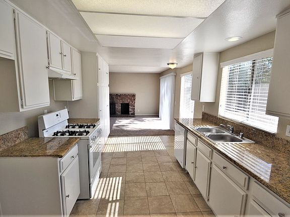 4th image of 25433 Renoir Ave
