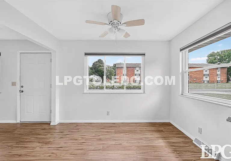 1818 Christian Ave — Photo 5