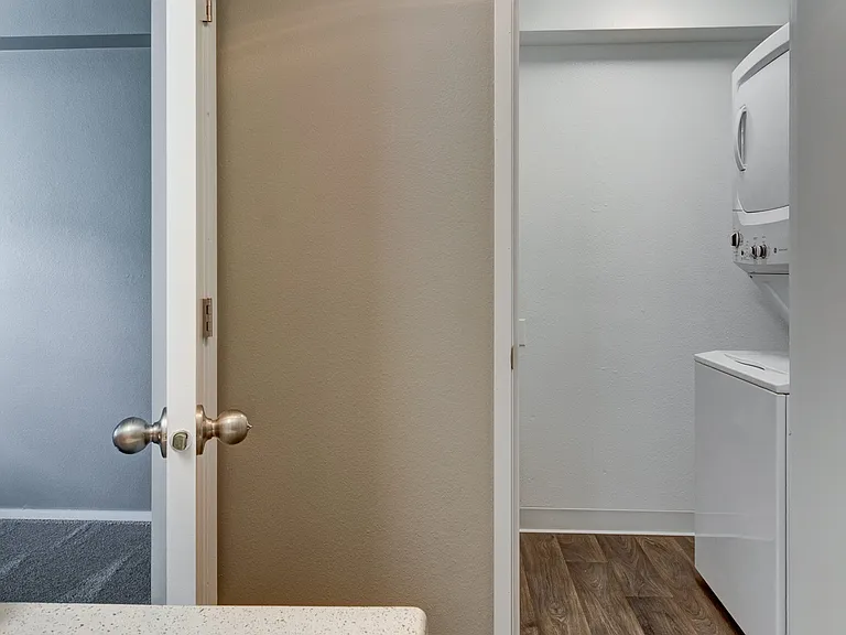 The Stinson Apartment Homes — Photo 30