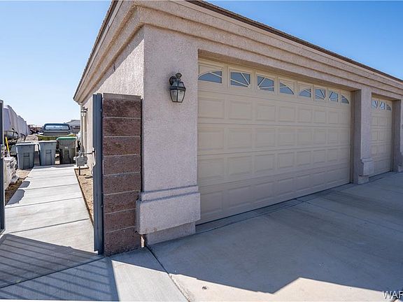 3rd image of 2134 E Sandwedge Ln