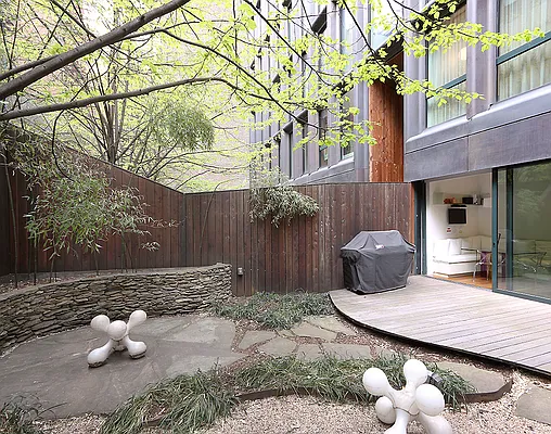 Rented by Brown Harris Stevens | media 19