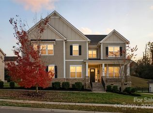 194 Forsythia Ln, Tega Cay, SC 29708