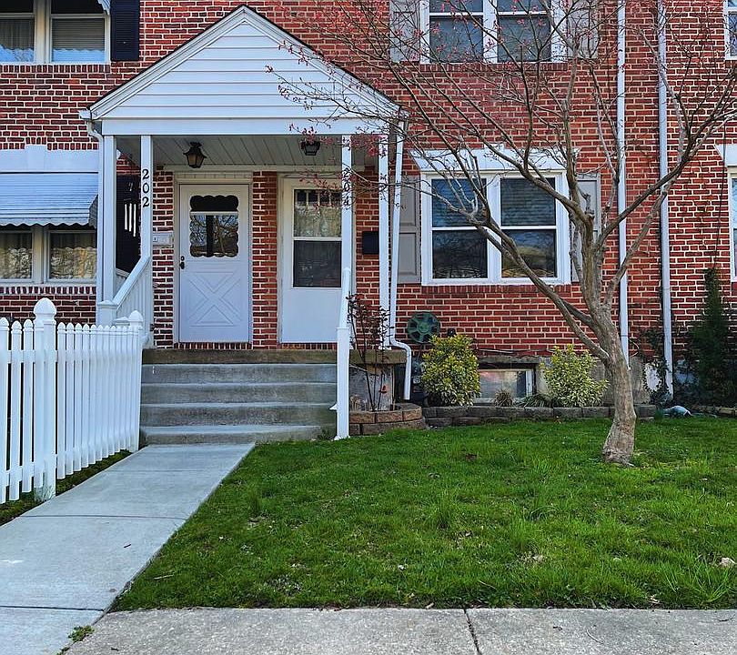 1st image of 204 Birch Ave