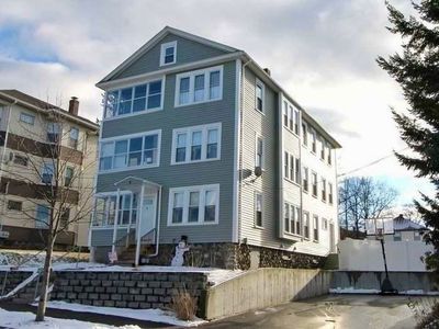 8 Summerhill Ave, Worcester, MA, 01606
