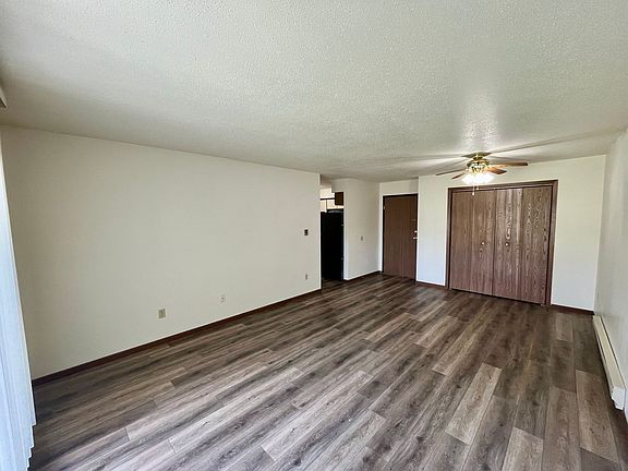 4th image of 806 S State St #3