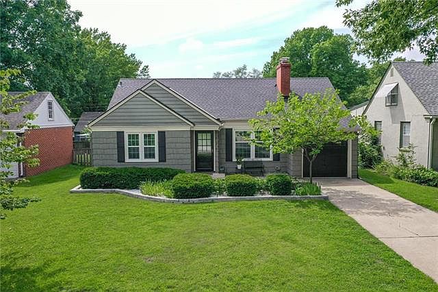 1st image of 7636 Belleview Ave