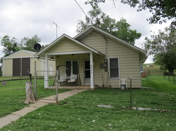 1111 Canal St, Clearmont, WY 82835