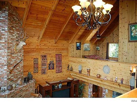 5th image of 412 Cumberland Dr