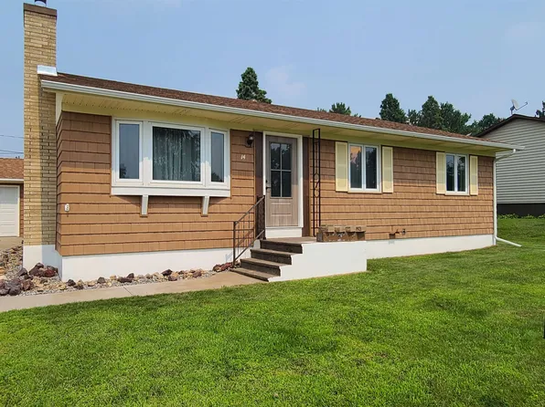 14 Birch Blvd, Babbitt, MN 55706