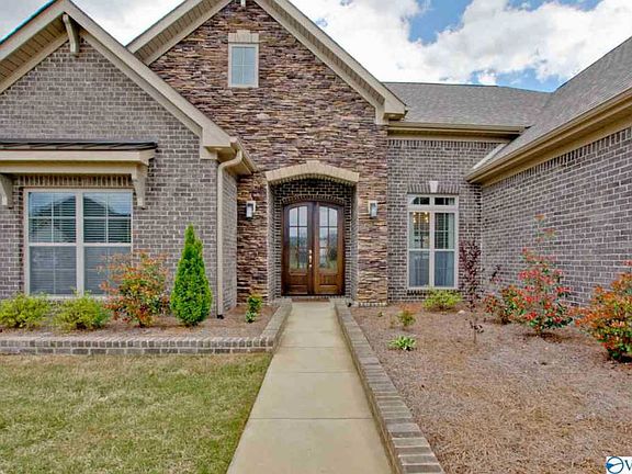 2nd image of 4606 Pheasant Cove Dr SE