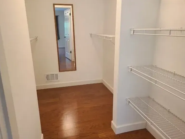 1510 Longley Ct — Photo 8