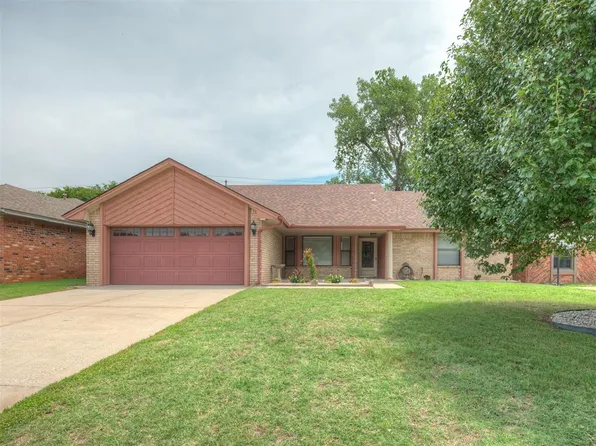 11124 Ashford Dr, Yukon, OK 73099