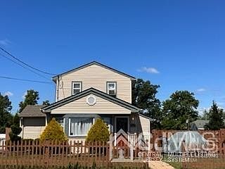 2nd image of 125 Laurence Pkwy