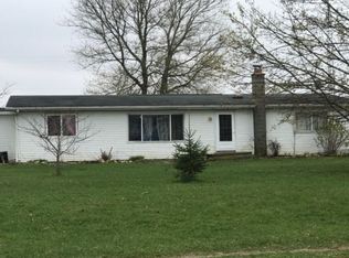 56005 Blossom Rd, Colon, MI 49040