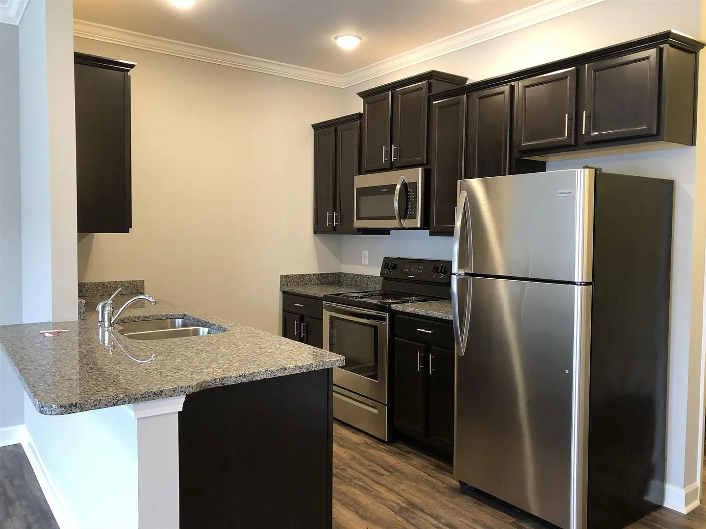 1201 S Water - Kendra Place Apartments — Photo 4