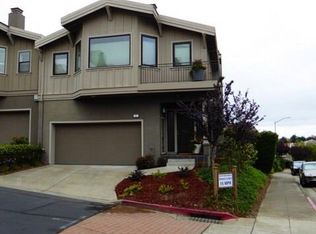 2 Windward Hl, Oakland, CA