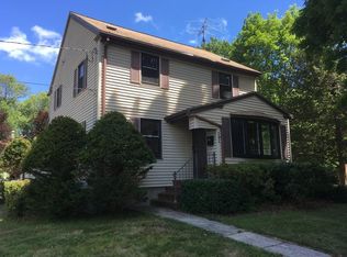 242 Village St, Medway, MA 02053