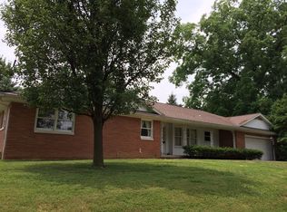 405 E 2nd St, Huntingburg, IN 47542