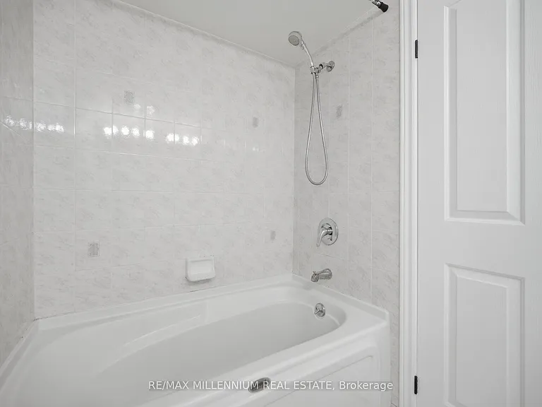 68 Corporate Dr #1532 — Photo 24