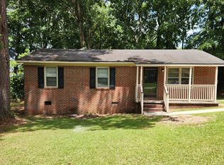 204 McKellar Dr, Greenwood, SC 29646