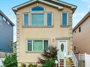 57 Kent Rd, Island Park, NY 11558