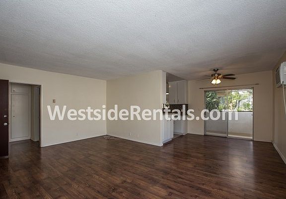 5th image of 617 N Sweetzer Ave APT 6