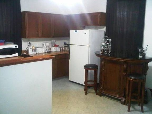 LARGE Kitchen 2