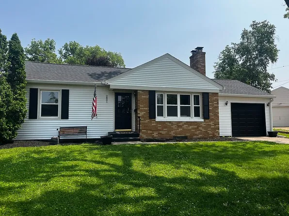 2831 21 1/2 Ave, Rock Island, IL 61201