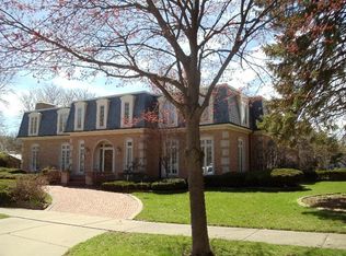 8714 Crestwood Ave, Munster, IN 46321