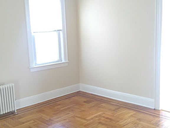 4th image of 515 Westchester Ave Fl 1