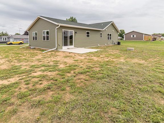 5th image of W2767 Whitetail Ln