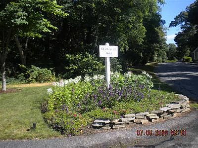 3rd image of 63 Billington Lane #63