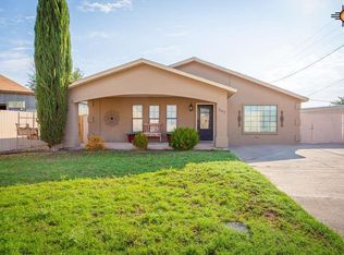207 S 20th St, Artesia, NM 88210