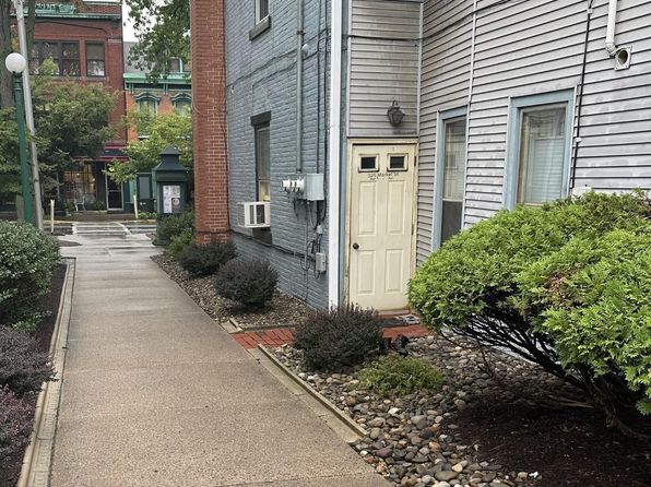 325 Market St