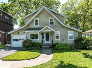 52 Woodledge Rd, Stamford, CT 06907