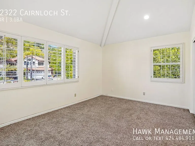 22322 Cairnloch St — Photo 54