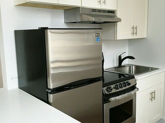 3rd image of 235 W 103rd St #5EE