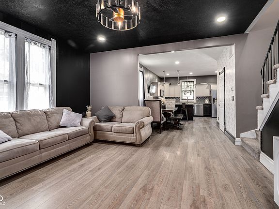 5th image of 609 Jefferson St