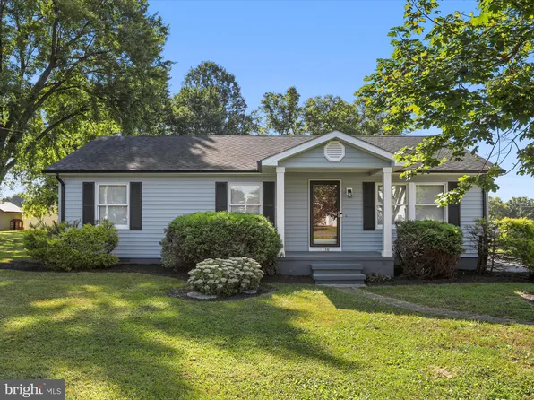 130 Pointer Way, Inwood, WV 25428