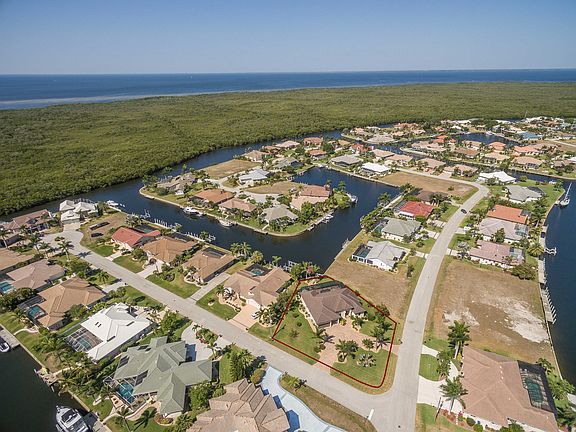 2nd image of 1523 Casey Key Dr