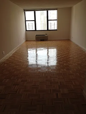 Rented by Realty Operations Group | media 1