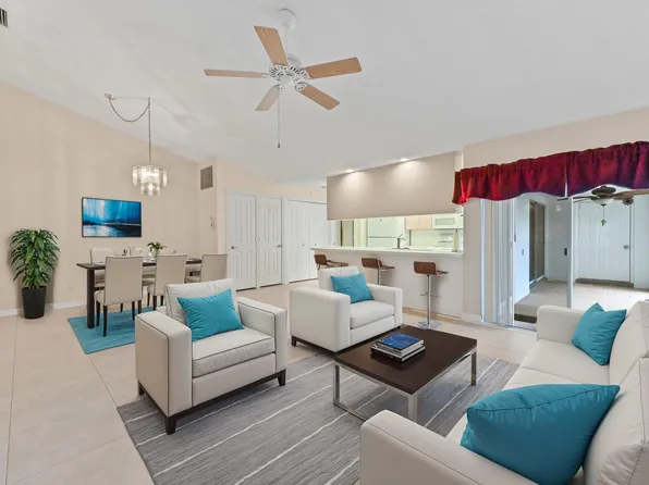 101 Silverleaf Oak Court, Palm Beach Gardens, FL 33410