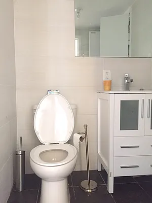 Rented by P Management | media 35