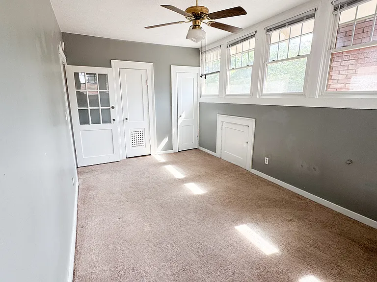 732 Broadway #B — Photo 14