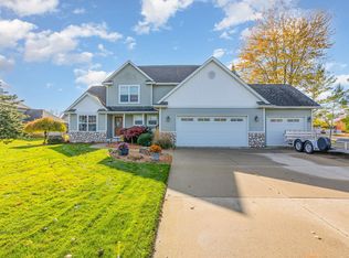 2364 E Hotchkiss Rd, Bay City, MI 48706