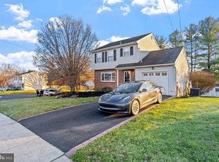 75 Bunker Hill Rd, Lawrence Township, NJ 08648
