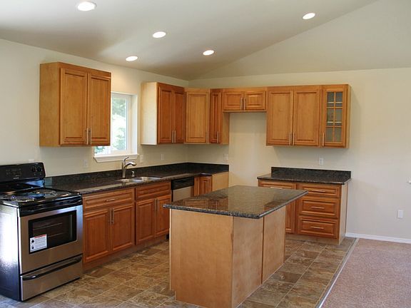 4th image of 7620 48th Ave E